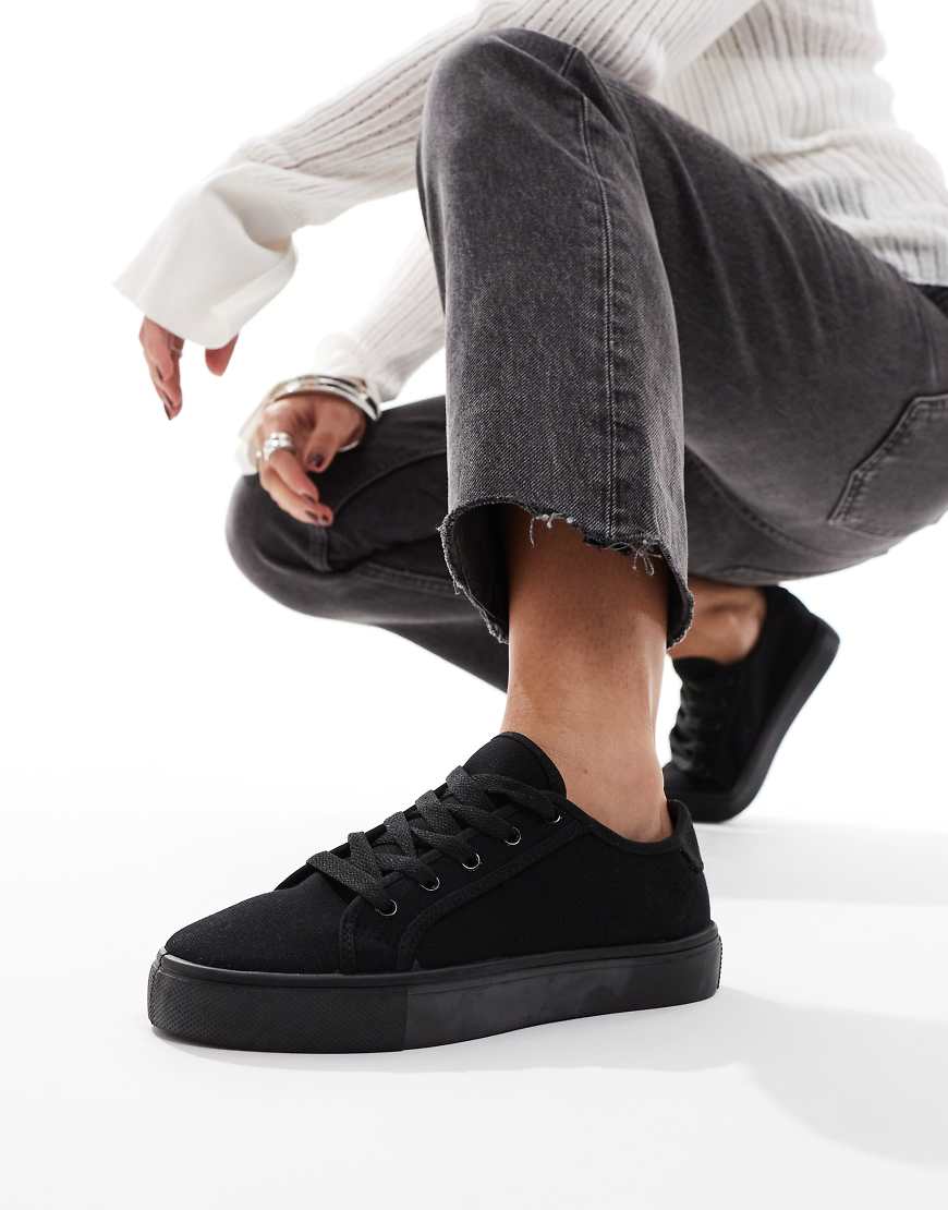 ASOS DESIGN - Dizzy - Sneaker zum Schnüren in Schwarz Drench von ASOS DESIGN