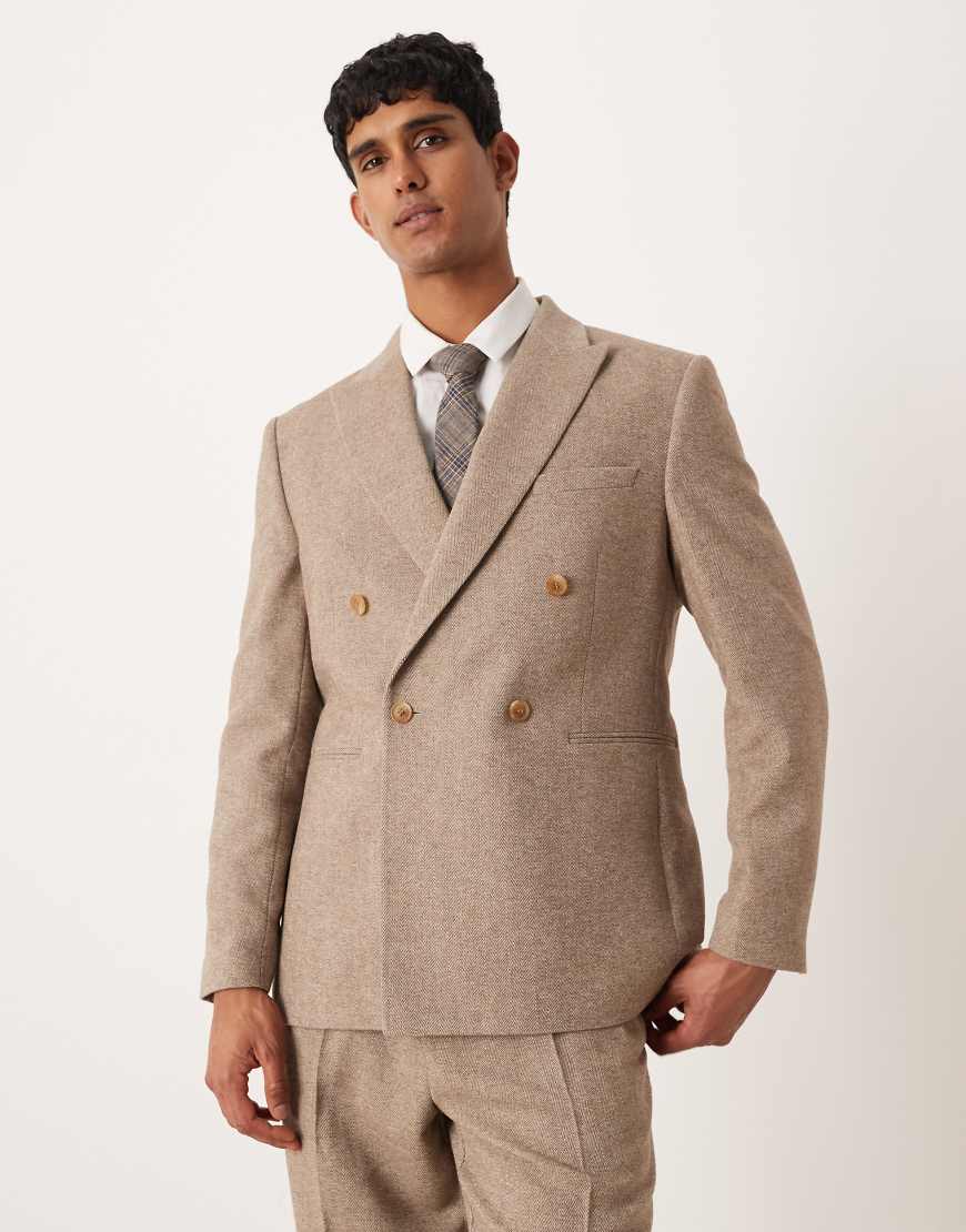 ASOS DESIGN - Doppelreihige Anzugjacke in Beige mit Fischgrätmuster, Wollanteil und regulärer Passform-Neutral von ASOS DESIGN