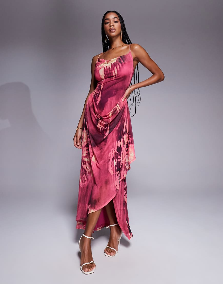 ASOS DESIGN - Drapiertes Neckholder-Maxikleid aus Netzstoff mit abstraktem Muster-Bunt von ASOS DESIGN