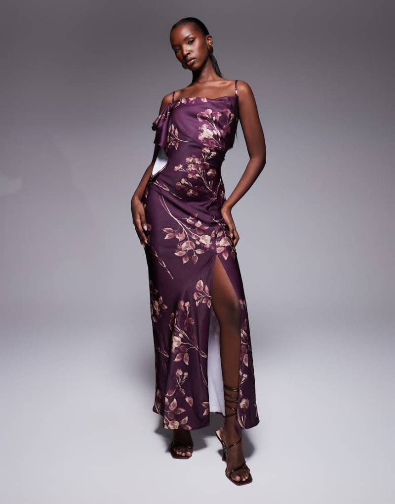 ASOS DESIGN - Drapiertes Satin-Midikleid in Burgunderrot mit Blumenmuster, Rüschendetail und asymmetrischer Rückseite-Bunt von ASOS DESIGN