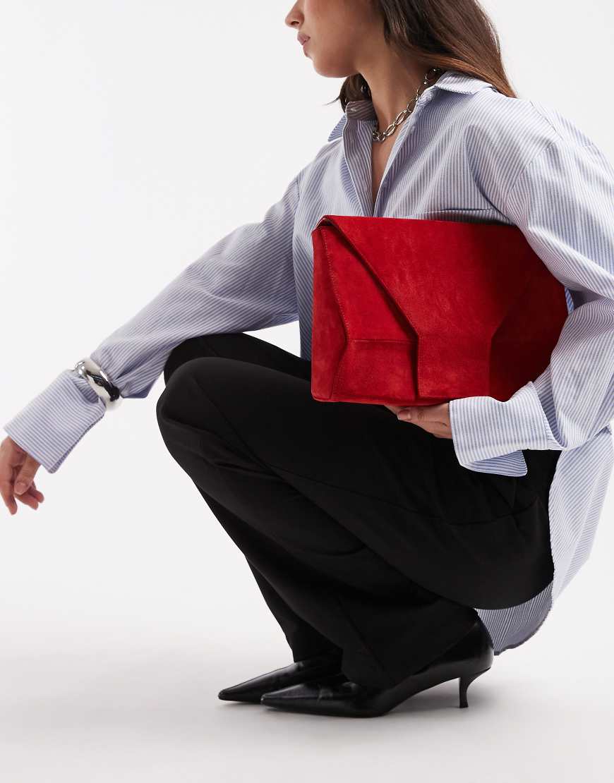 ASOS DESIGN - Eckige Origami-Clutch aus Wildleder in Rot-Orange von ASOS DESIGN