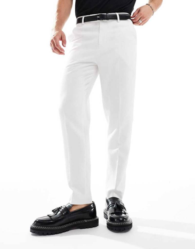 ASOS DESIGN - Elegante, schmal zulaufende Hose in strukturiertem Grau-Weiß von ASOS DESIGN
