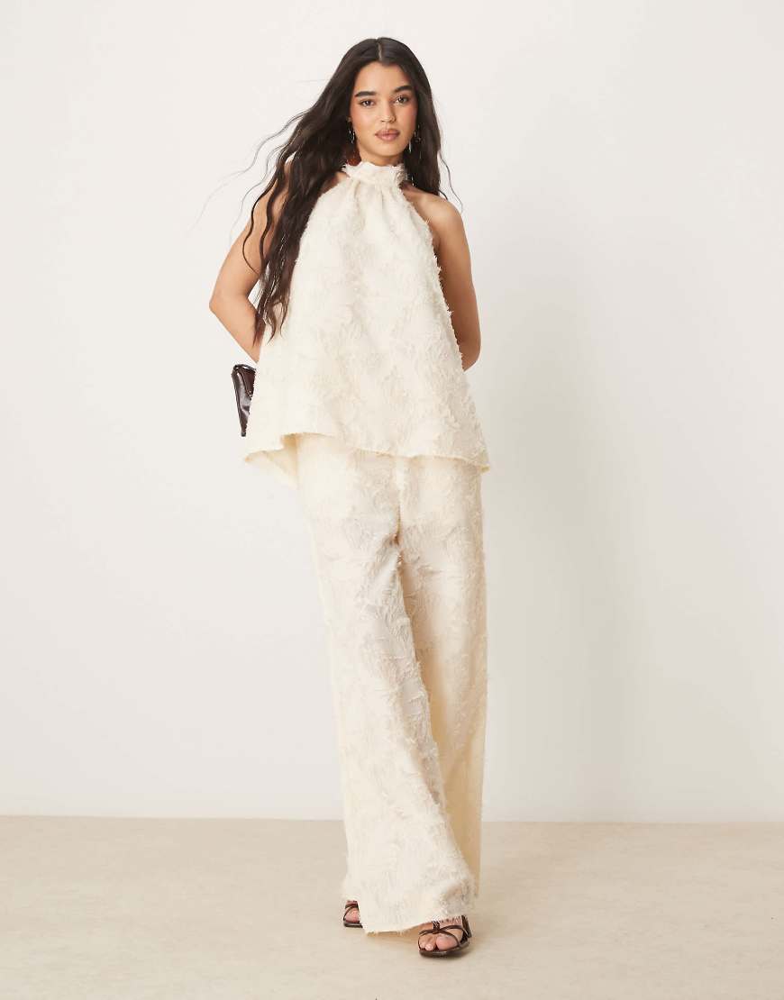 ASOS DESIGN - Elegante, strukturierte Hose in Buttermilch mit geradem Schnitt, Kombiteil-Grün ASOS DESIGN - Elegante, strukturierte Hose in Buttermilch mit geradem Schnitt, Kombiteil-Grün von ASOS DESIGN