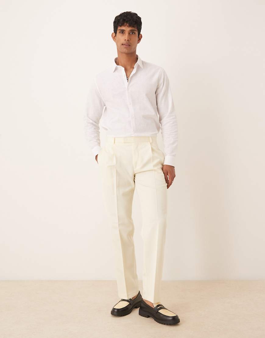 ASOS DESIGN - Elegante Anzughose in Buttermilchgelb mit geradem Bein ASOS DESIGN - Elegante Anzughose in Buttermilchgelb mit geradem Bein von ASOS DESIGN