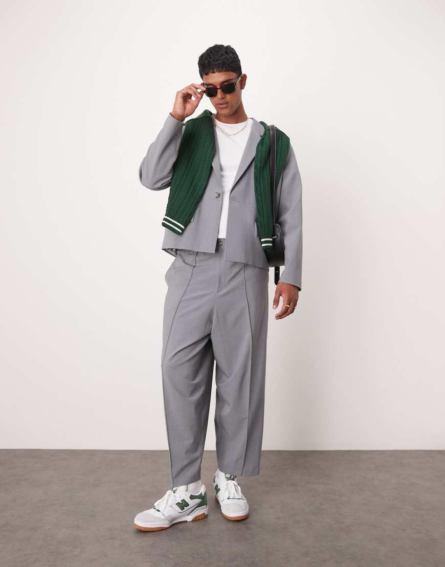 ASOS DESIGN - Elegante Anzughose in Grau mit lockerem, abgerundetem Beinschnitt-Schwarz von ASOS DESIGN