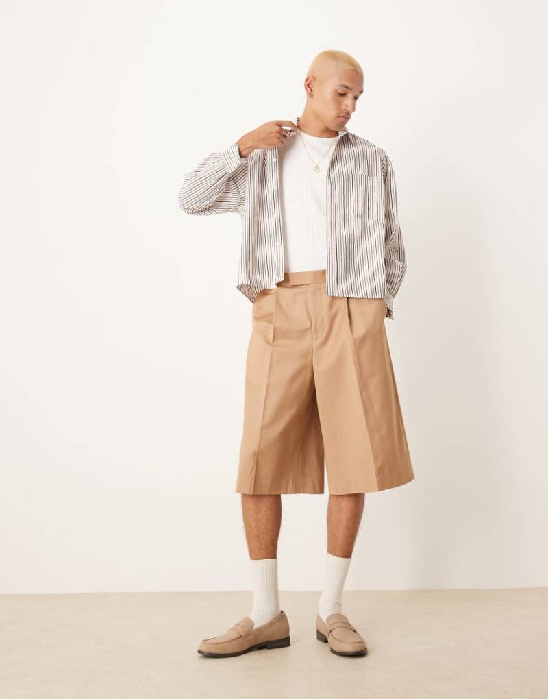 ASOS DESIGN - Elegante Bermuda-Shorts in Stein mit Oversize-Passform-Neutral von ASOS DESIGN