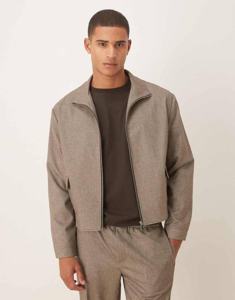 ASOS DESIGN - Elegante Blouson-Jacke in Braun mit winzigem Karomuster, Reißverschluss und Stehkragen-Brown von ASOS DESIGN