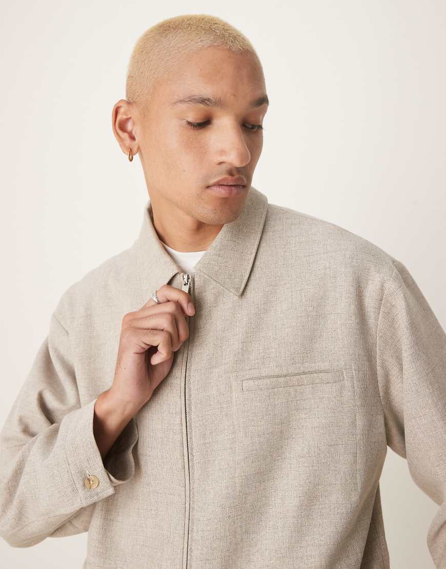 ASOS DESIGN - Elegante Blouson-Jacke in Steinbeige mit Noppenstruktur, Kombiteil-Neutral ASOS DESIGN - Elegante Blouson-Jacke in Steinbeige mit Noppenstruktur, Kombiteil-Neutral von ASOS DESIGN