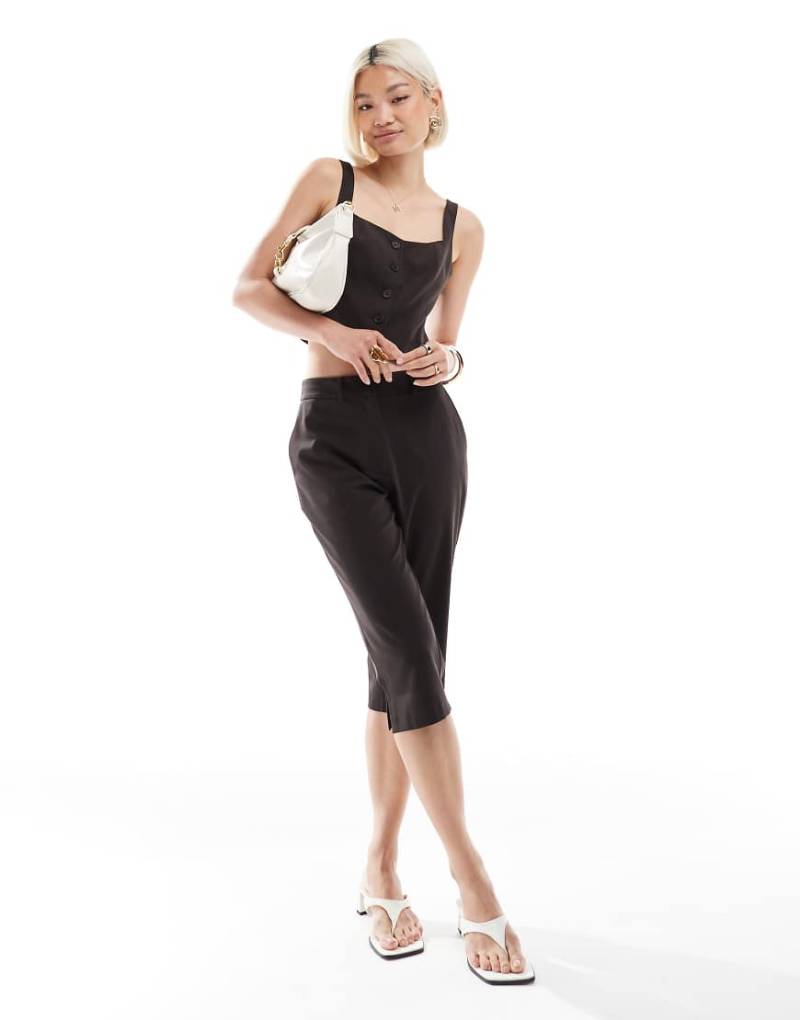 ASOS DESIGN - Elegante Caprihose in Schokobraun von ASOS DESIGN