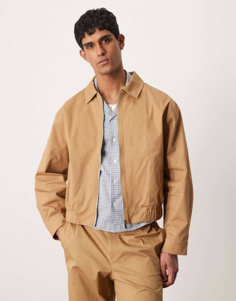 ASOS DESIGN - Elegante Harrington-Jacke aus superweicher Baumwolle in Camel, Kombiteil-Neutral von ASOS DESIGN