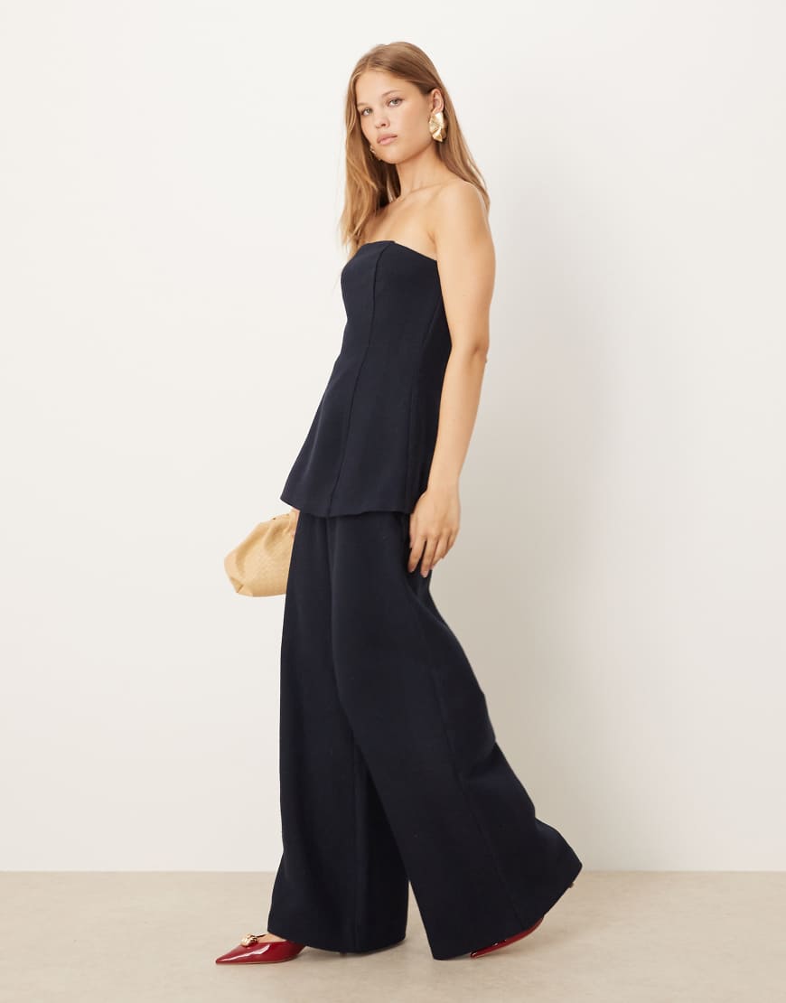 ASOS DESIGN - Elegante Hose aus Bouclé in Navy mit superweitem Bein, Kombiteil-Bunt von ASOS DESIGN