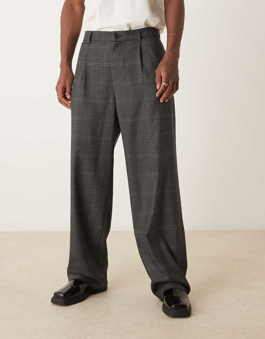 ASOS DESIGN - Elegante Hose in Braun kariert mit weitem Bein und Bundfalten vorn ASOS DESIGN - Elegante Hose in Braun kariert mit weitem Bein und Bundfalten vorn von ASOS DESIGN