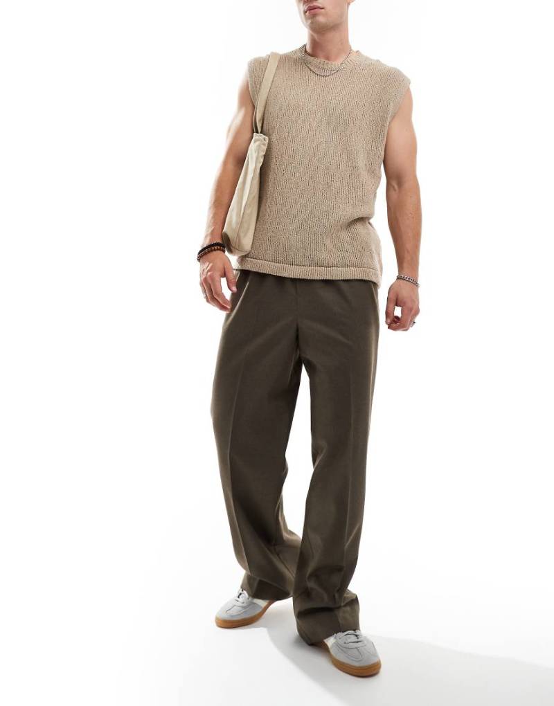 ASOS DESIGN - Elegante Hose in Braun mit weitem Bein und elastischer Taille von ASOS DESIGN