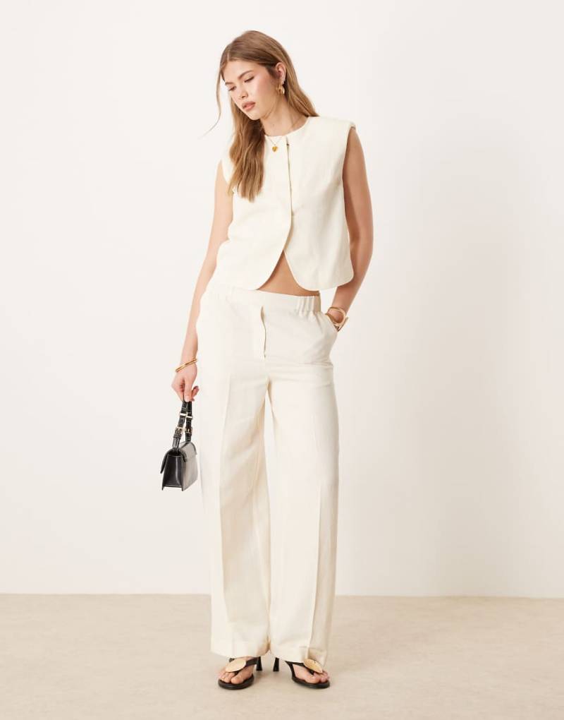 ASOS DESIGN - Elegante Hose in Elfenbeinweiß mit Leinenanteil und geradem Bein, Kombiteil von ASOS DESIGN