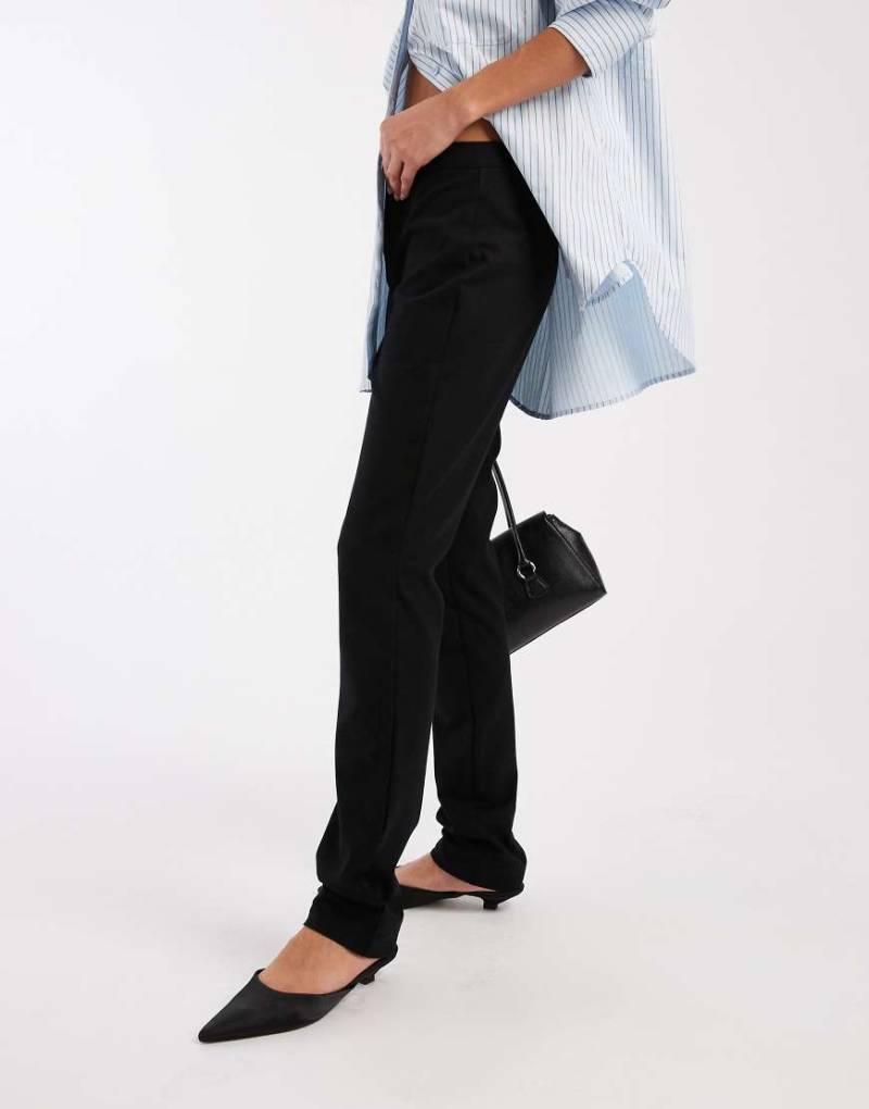 ASOS DESIGN - Elegante Hose in Schwarz mit sehr schmalem Schnitt von ASOS DESIGN