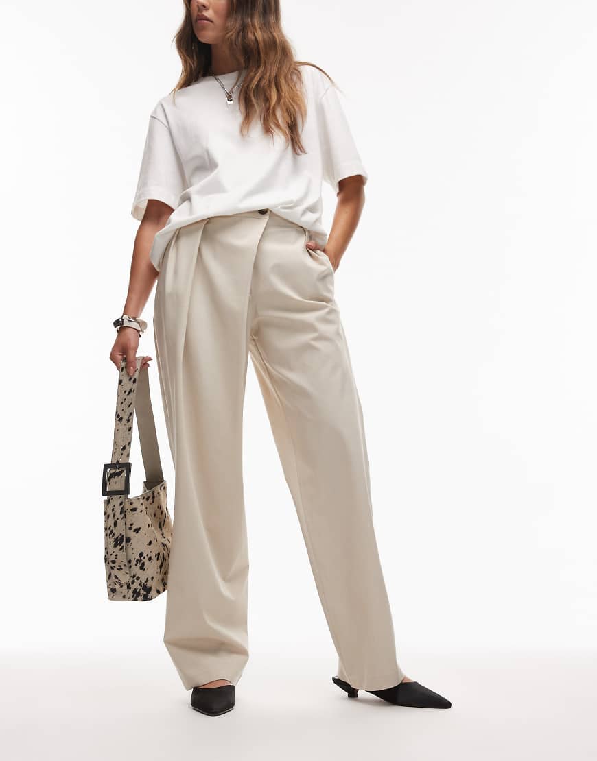 ASOS DESIGN - Elegante Hose in Stein mit weitem Bein und Wickelbund-Neutral ASOS DESIGN - Elegante Hose in Stein mit weitem Bein und Wickelbund-Neutral von ASOS DESIGN