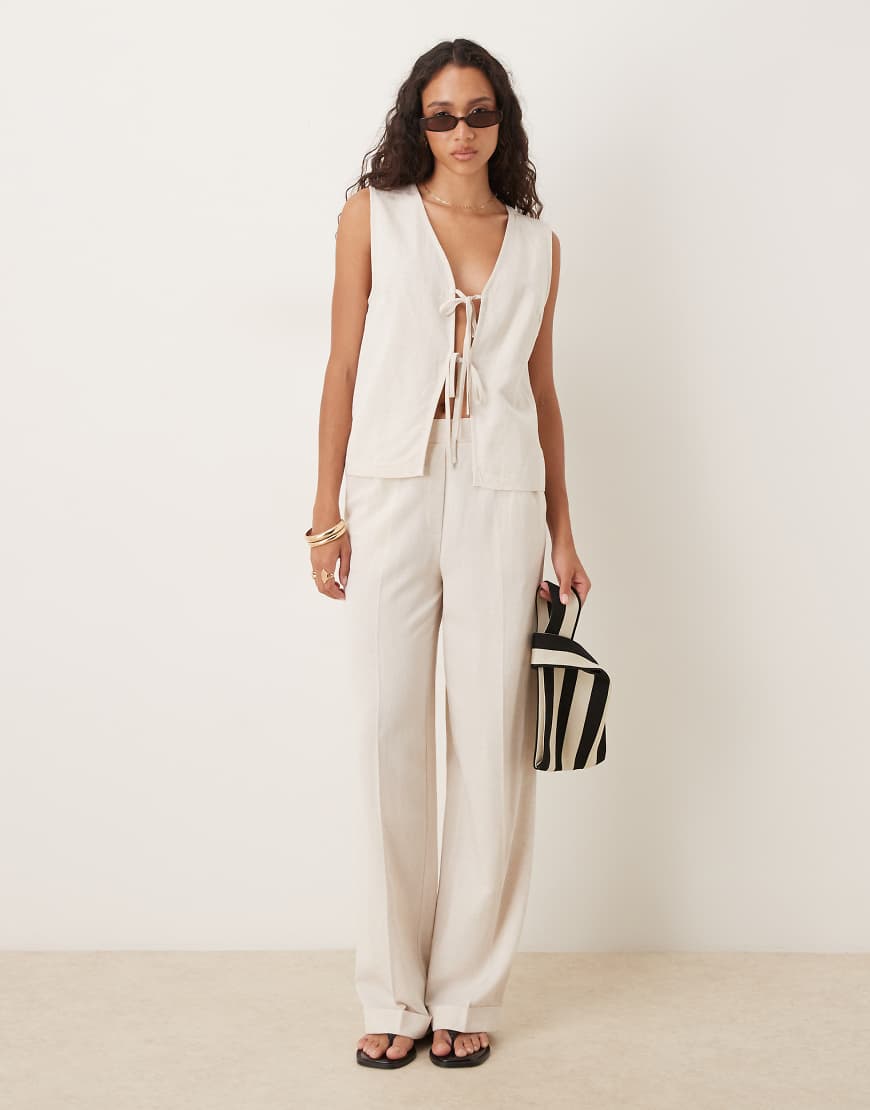 ASOS DESIGN - Elegante Hose in Natur mit geradem Bein, Kombiteil-Neutral von ASOS DESIGN