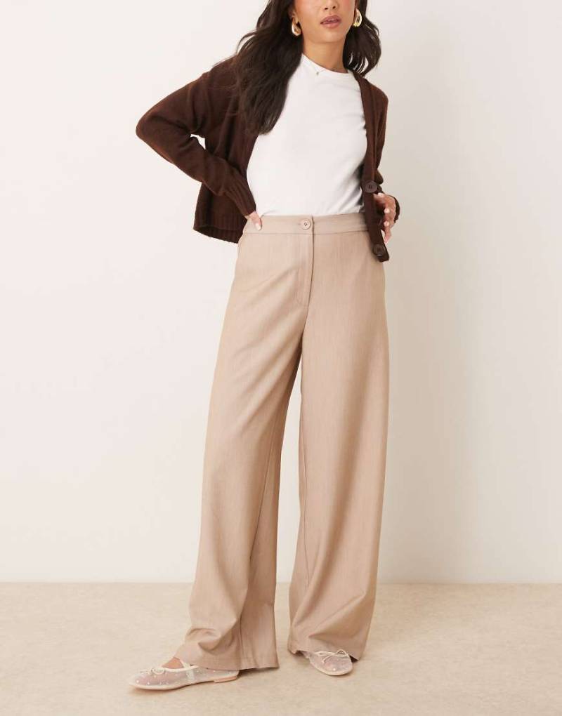 ASOS DESIGN - Elegante Hose in Steinbeige mit lockerem, geradem Schnitt-Neutral von ASOS DESIGN