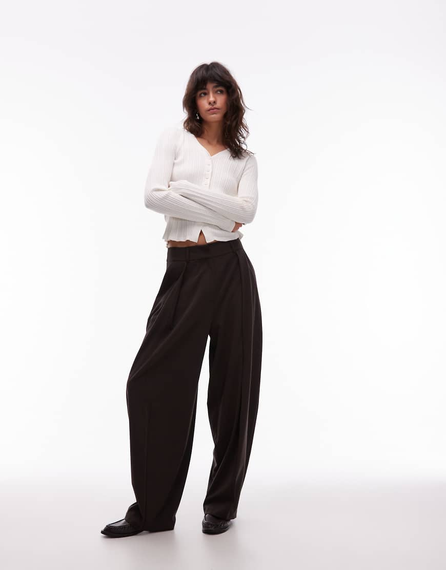 ASOS DESIGN - Elegante Kokon-Hose in Schokobraun-Brown von ASOS DESIGN
