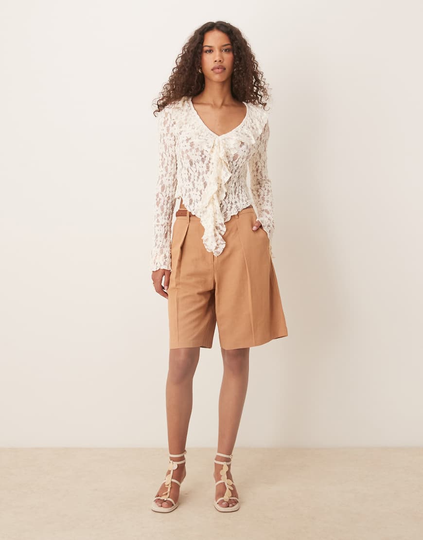 ASOS DESIGN - Elegante Longline-City-Shorts aus Leinenimitat in Mokka-Braun von ASOS DESIGN