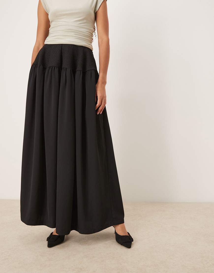 ASOS DESIGN - Elegante Oversize-Hose aus Bouclé in Schwarz mit Kontrastdesign von ASOS DESIGN