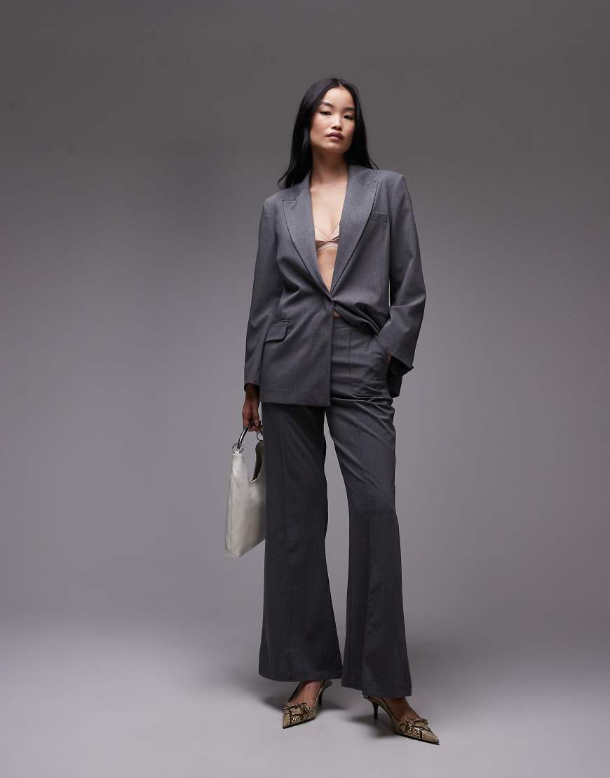 ASOS DESIGN - Elegante Schlaghose in Anthrazit, Kombiteil-Grau von ASOS DESIGN