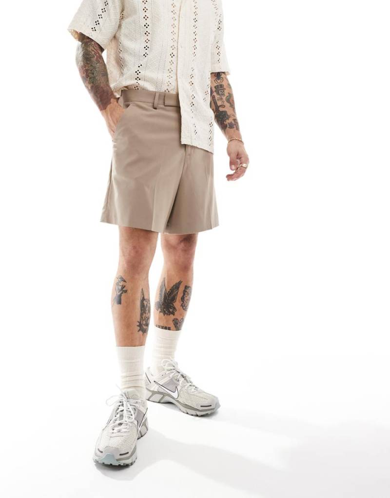ASOS DESIGN - Elegante Shorts in Steinbeige mit lockerem Schnitt-Neutral von ASOS DESIGN