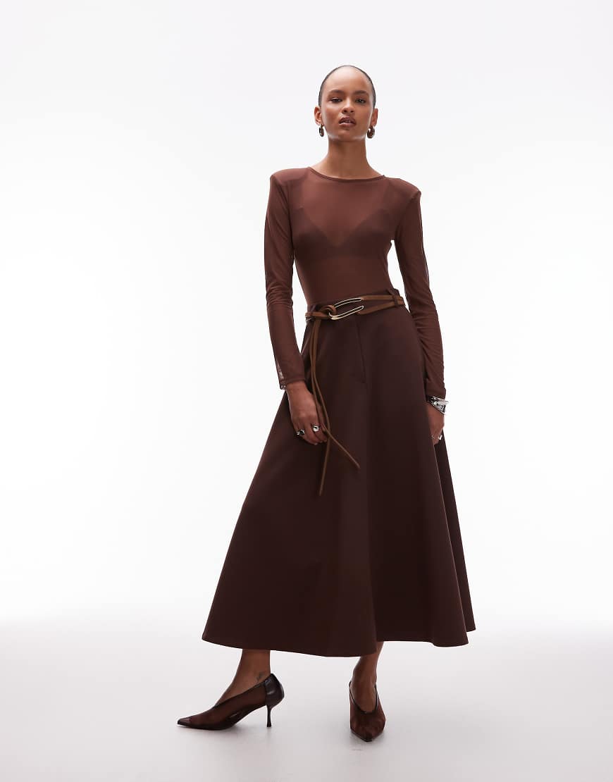 ASOS DESIGN - Eleganter, ausgestellter Maxirock in Schokobraun-Brown von ASOS DESIGN