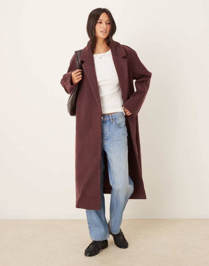 ASOS DESIGN - Eleganter Mantel zum Überziehen in Pflaume-Neutral von ASOS DESIGN