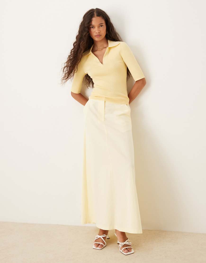 ASOS DESIGN - Eleganter Maxirock aus Leinenmix in sanftem Gelb ASOS DESIGN - Eleganter Maxirock aus Leinenmix in sanftem Gelb von ASOS DESIGN
