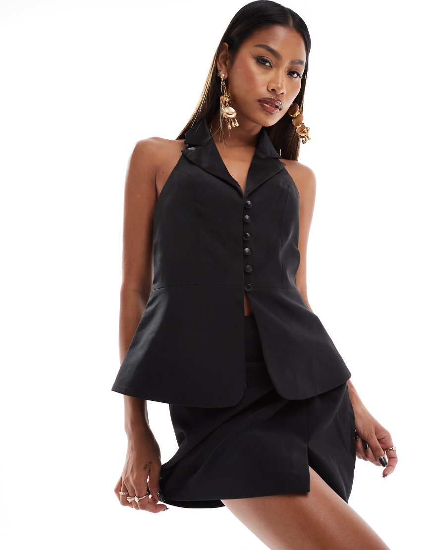 ASOS DESIGN - Eleganter Minirock in Schwarz im Smoking-Stil mit verdrehtem Detail von ASOS DESIGN