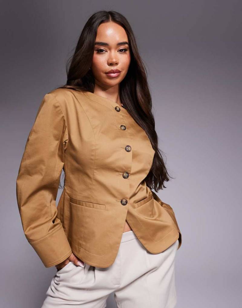 ASOS DESIGN - Eleganter Utility-Blazer in Camel mit Cocoon-Ärmeln und U-Boot-Ausschnitt-Braun von ASOS DESIGN