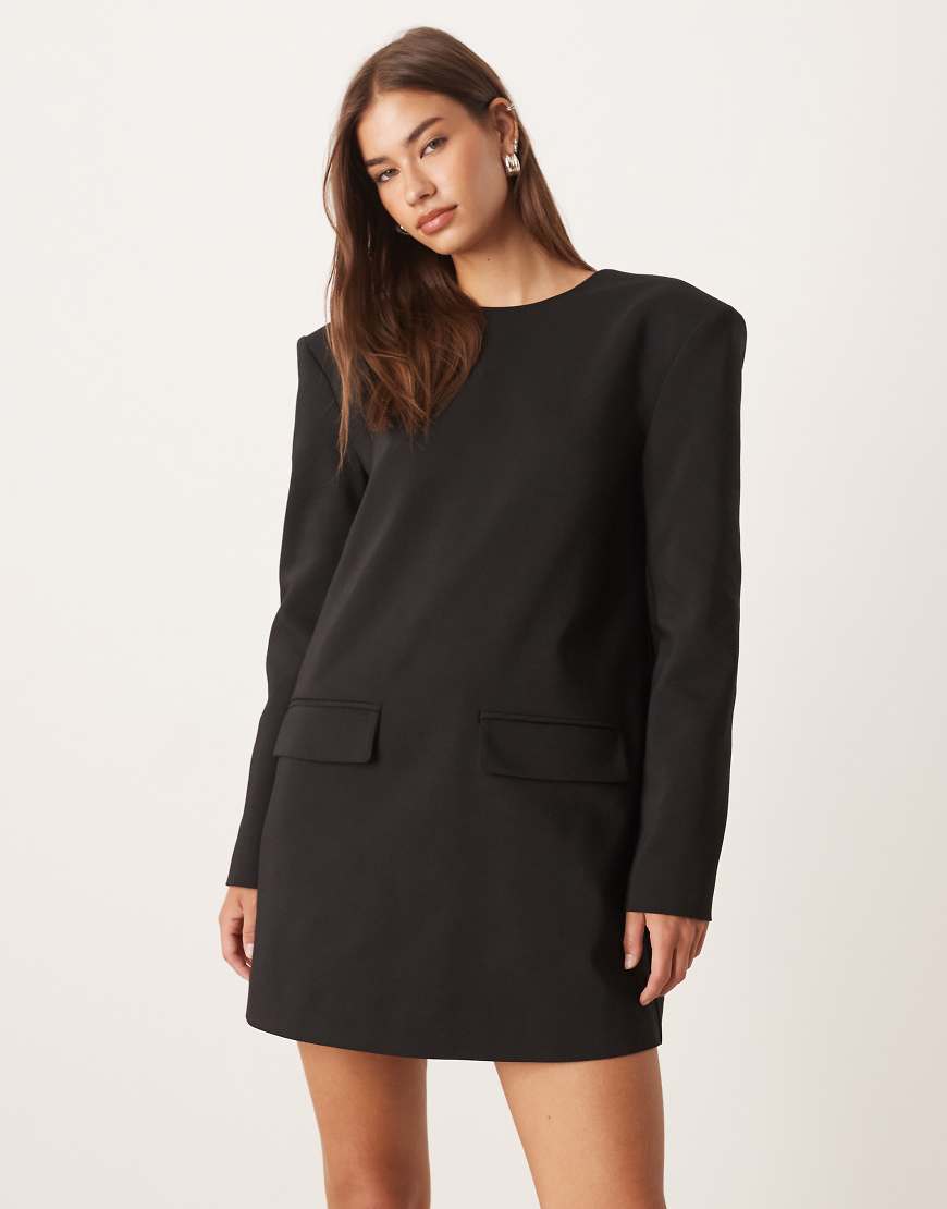 ASOS DESIGN - Elegantes Etuikleid in Schwarz mit Schulterpolstern von ASOS DESIGN