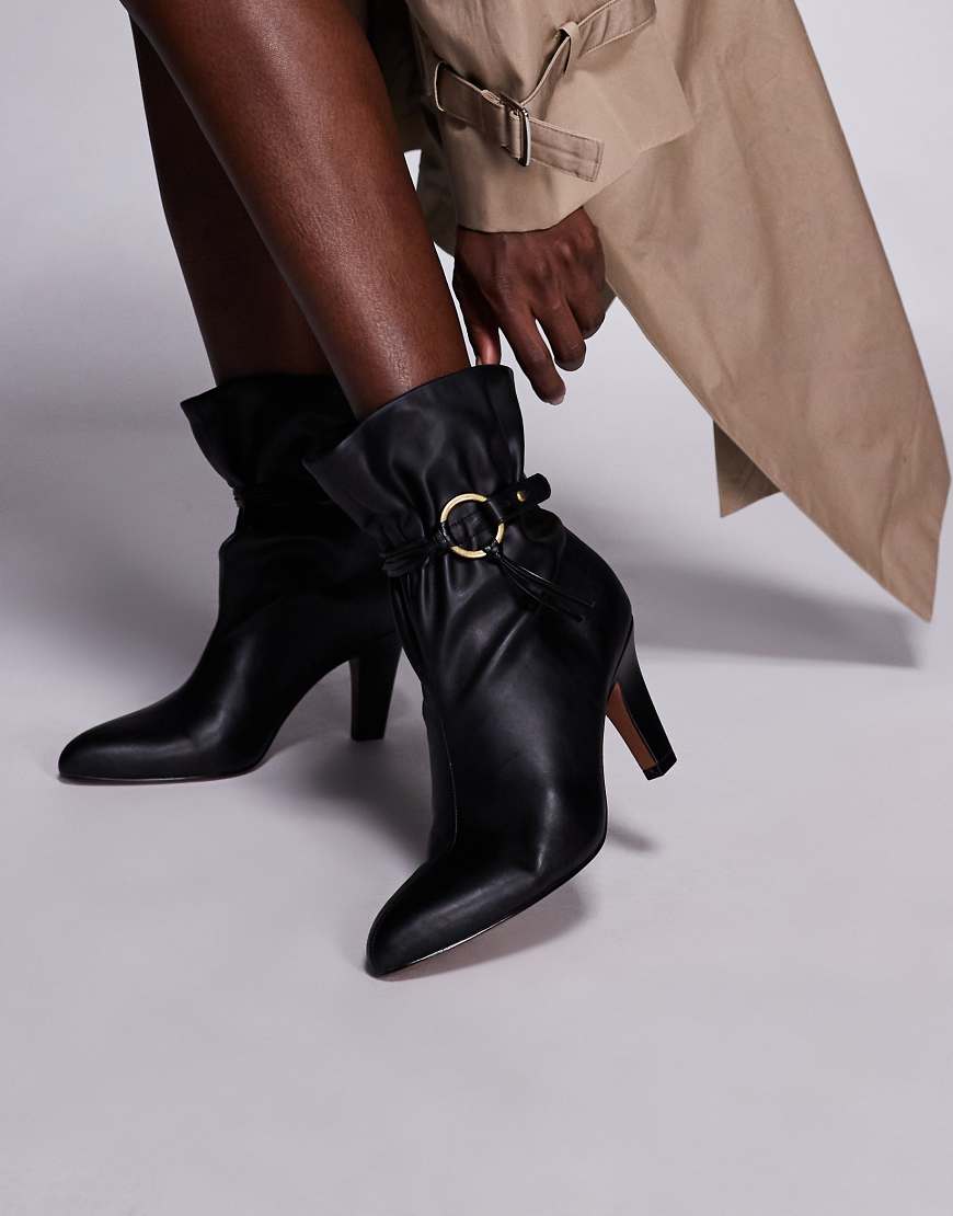ASOS DESIGN - Emil - Ankle-Boots in Schwarz mit Schaft im Paperbag-Stil und Absatz von ASOS DESIGN