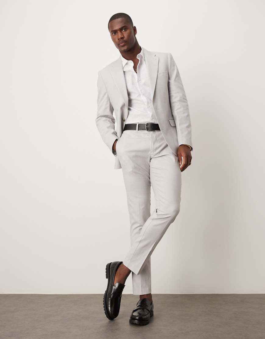 ASOS DESIGN - Eng geschnittene Anzughose aus Leinenmix in Grau ASOS DESIGN - Eng geschnittene Anzughose aus Leinenmix in Grau von ASOS DESIGN