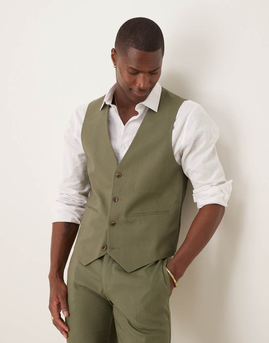 ASOS DESIGN - Eng geschnittene Anzugweste aus Leinenmix in Olivgrün ASOS DESIGN - Eng geschnittene Anzugweste aus Leinenmix in Olivgrün von ASOS DESIGN