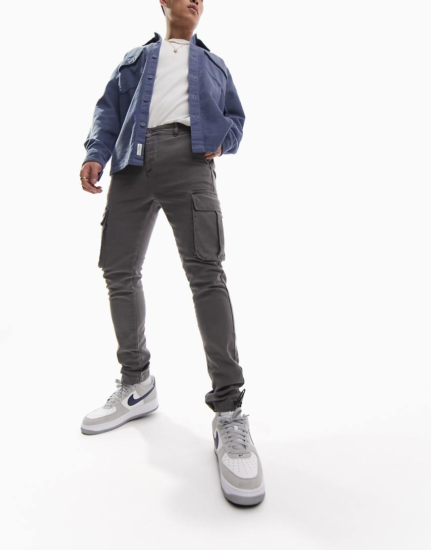 ASOS DESIGN - Eng geschnittene Cargohose aus Leinen mit Waschung-Grau ASOS DESIGN - Eng geschnittene Cargohose aus Leinen mit Waschung-Grau von ASOS DESIGN