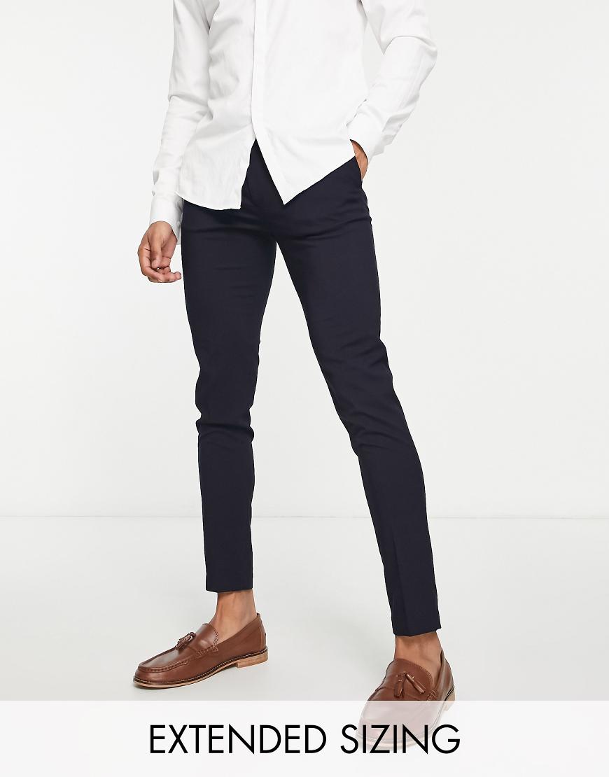ASOS DESIGN - Enge, elegante Hose in Marineblau ASOS DESIGN - Enge, elegante Hose in Marineblau von ASOS DESIGN
