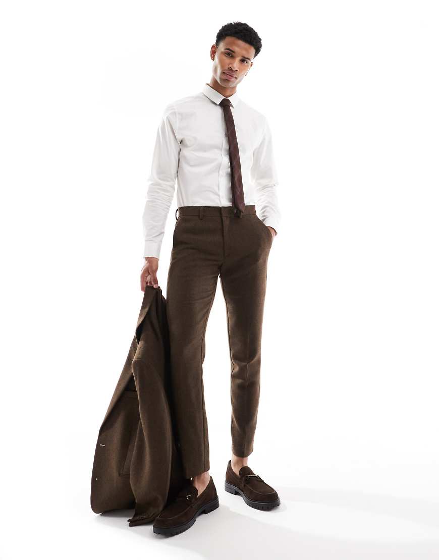 ASOS DESIGN - Enge Anzughose aus Wolle und Twill in Braun von ASOS DESIGN