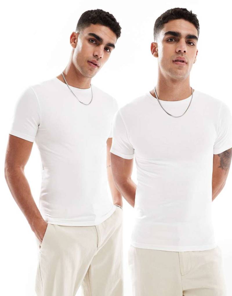ASOS DESIGN - Essential - 2er-Pack Muskel-T-Shirts in Cremeweiß von ASOS DESIGN
