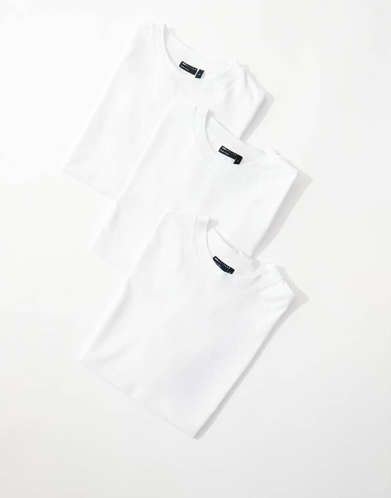 ASOS DESIGN - Essential - 3er-Pack Relaxed Fit T-Shirts in Weiß mit Rundhalsausschnitt von ASOS DESIGN