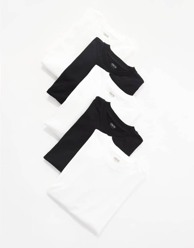 ASOS DESIGN - 5er-Pack Basic-T-Shirts in Schwarz und Weiß mit Oversize-Schnitt-Bunt von ASOS DESIGN