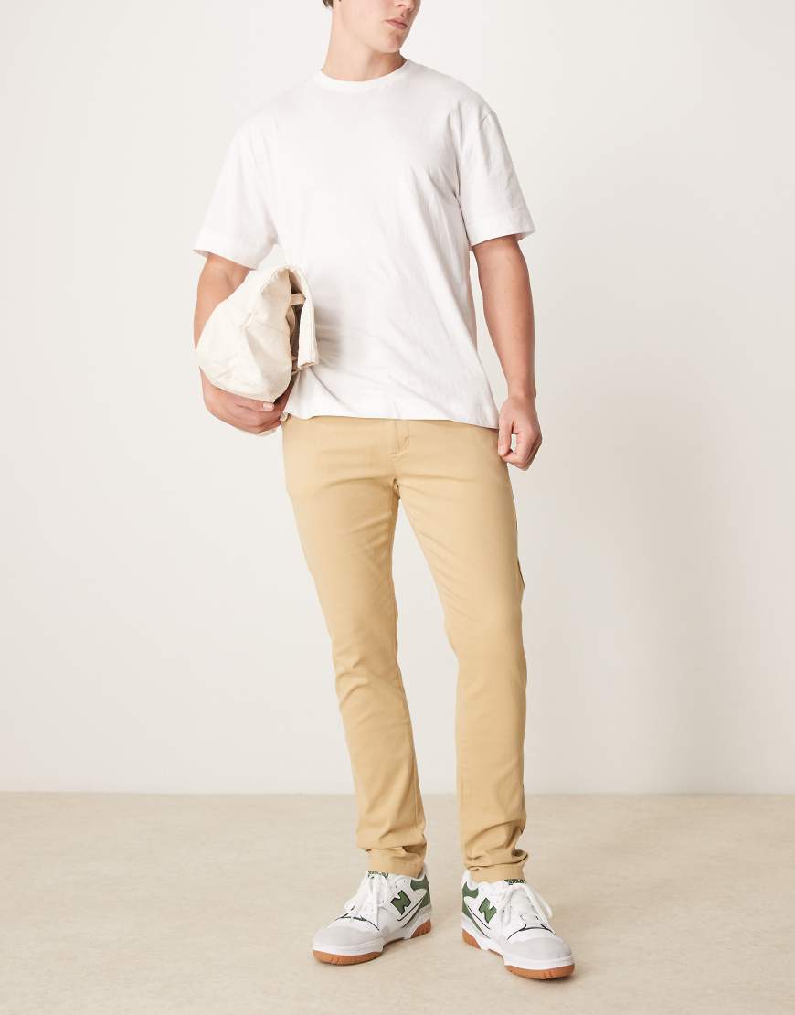 ASOS DESIGN - Enge Chinos in Beige-Neutral ASOS DESIGN - Enge Chinos in Beige-Neutral von ASOS DESIGN