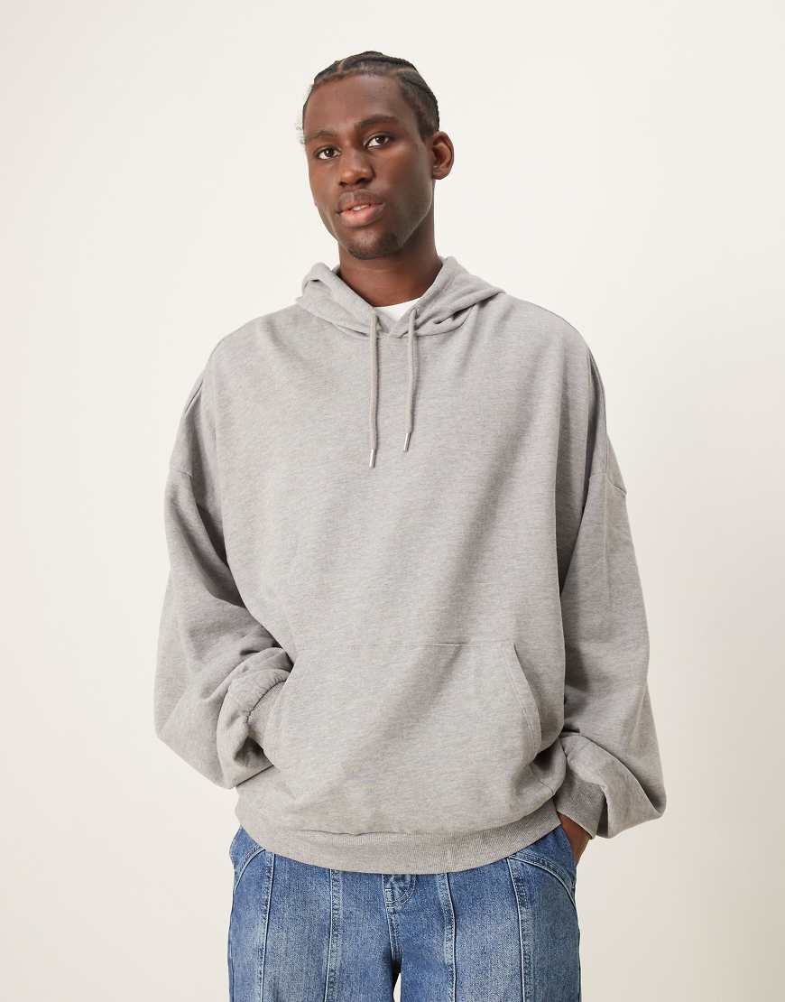 ASOS DESIGN - Essential - Extremer Oversize-Kapuzenpullover in Grau meliert ASOS DESIGN - Essential - Extremer Oversize-Kapuzenpullover in Grau meliert von ASOS DESIGN