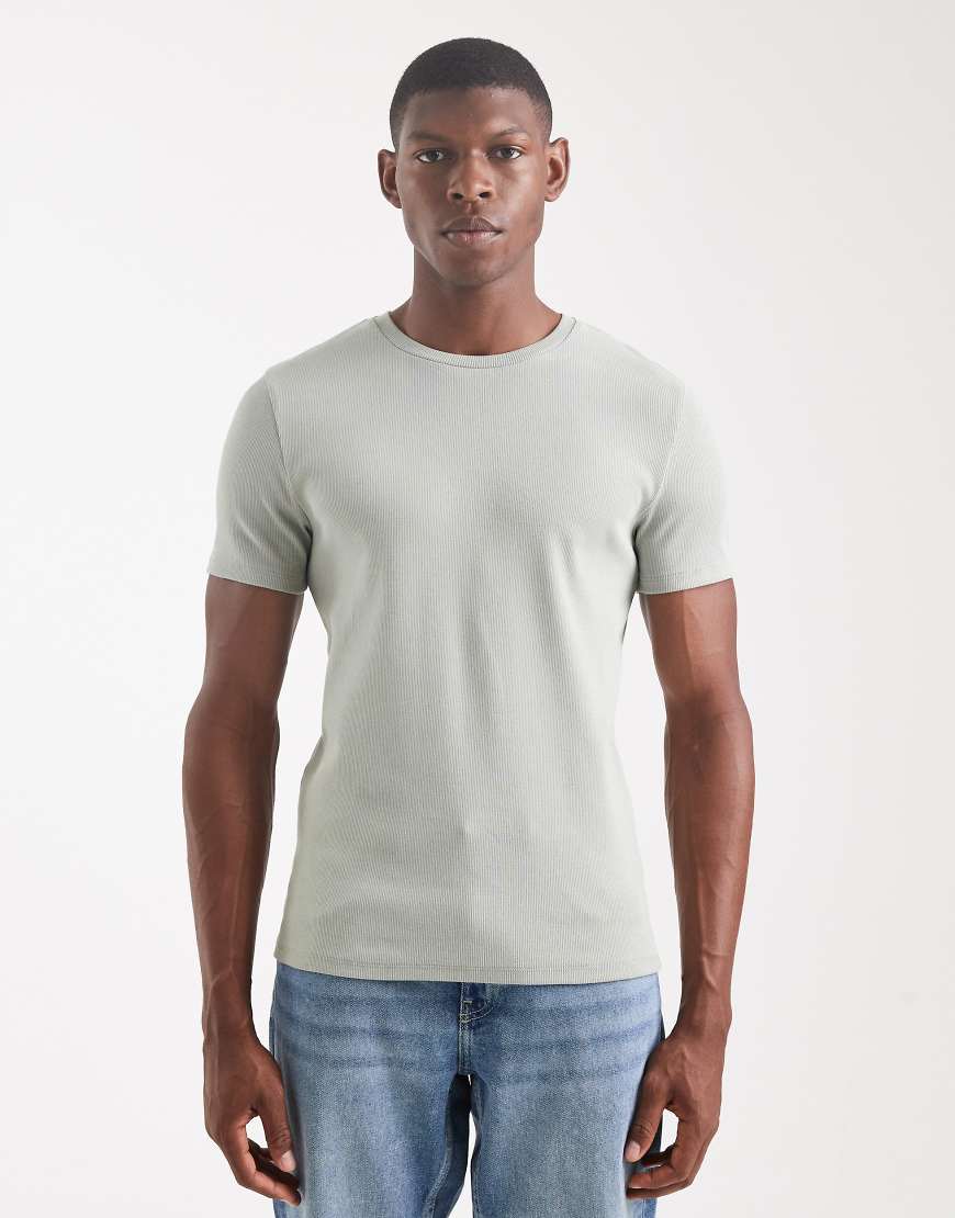 ASOS DESIGN - Essential - Geripptes Muskel-T-Shirt in Hellgrün von ASOS DESIGN