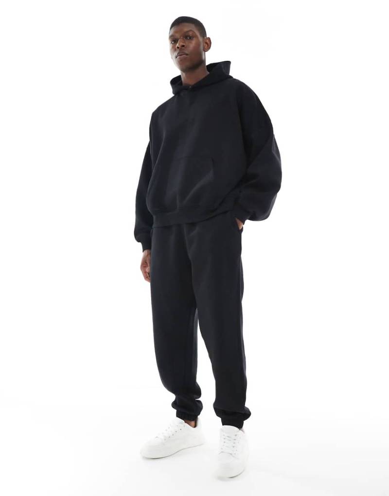 ASOS DESIGN - Essential - Oversize-Jogginghose in Schwarz von ASOS DESIGN