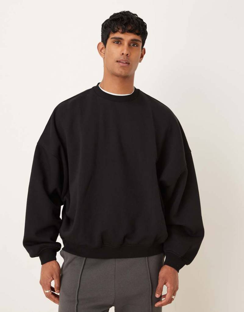 ASOS DESIGN - Essentials - Schwarzes Sweatshirt in extremer Oversize-Passform von ASOS DESIGN