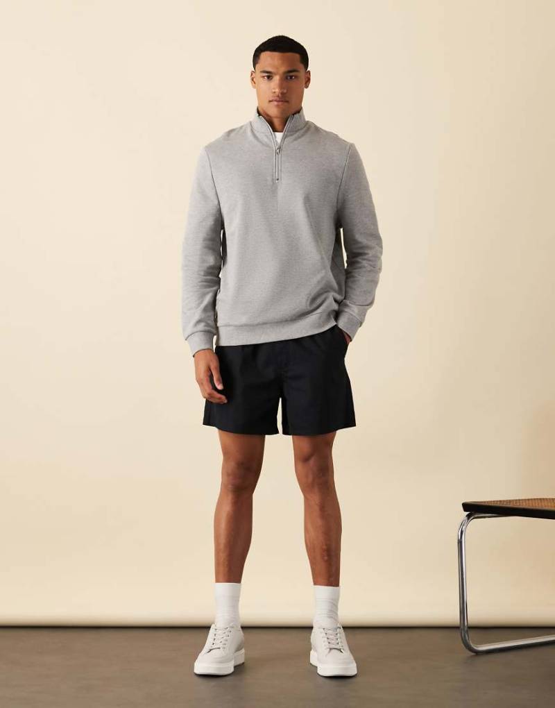 ASOS DESIGN - Essential - Sweatshirt in meliertem Grau mit kurzem Reißverschluss von ASOS DESIGN