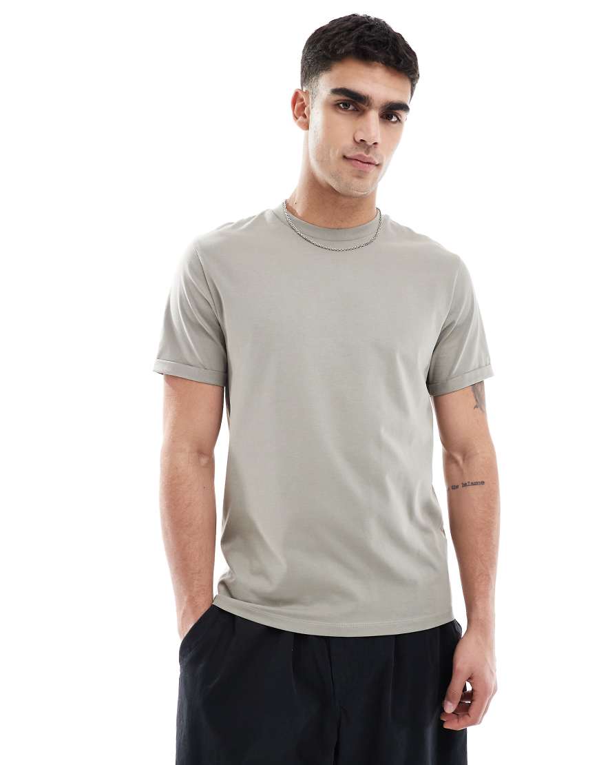 ASOS DESIGN - Basic-T-Shirt in Steinbeige mit Rundhalsausschnitt und aufgerollten Ärmeln-Neutral ASOS DESIGN - Basic-T-Shirt in Steinbeige mit Rundhalsausschnitt und aufgerollten Ärmeln-Neutral von ASOS DESIGN