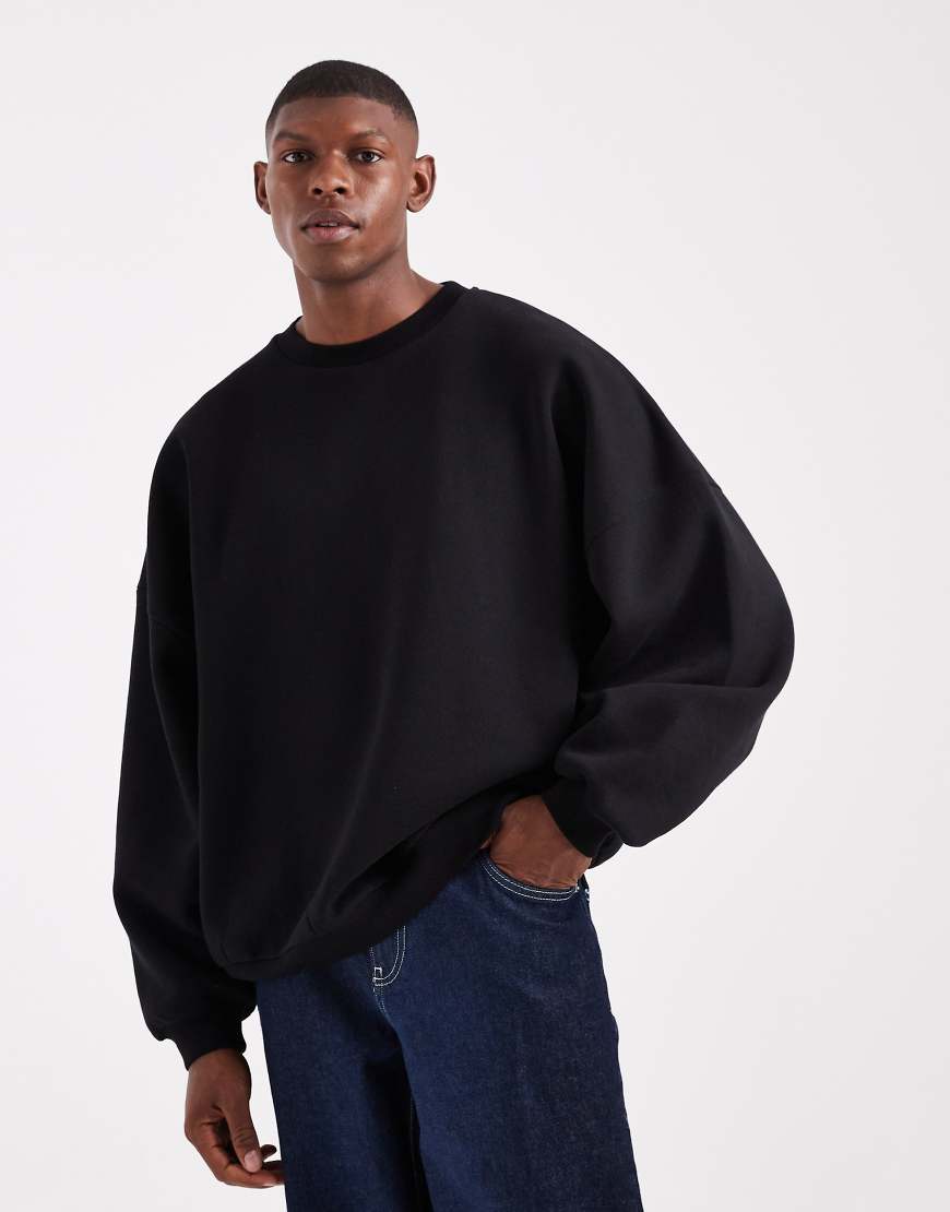 ASOS DESIGN - Essentials - Schwarzes Sweatshirt in extremer Oversize-Passform von ASOS DESIGN